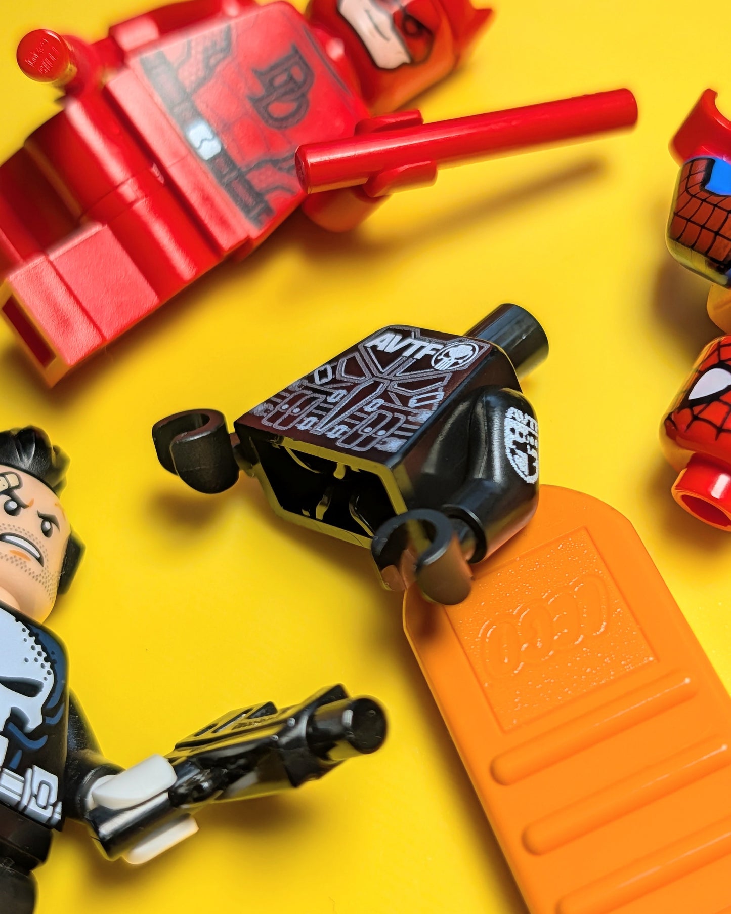 "KING'S TASK FORCE" Printed Torso