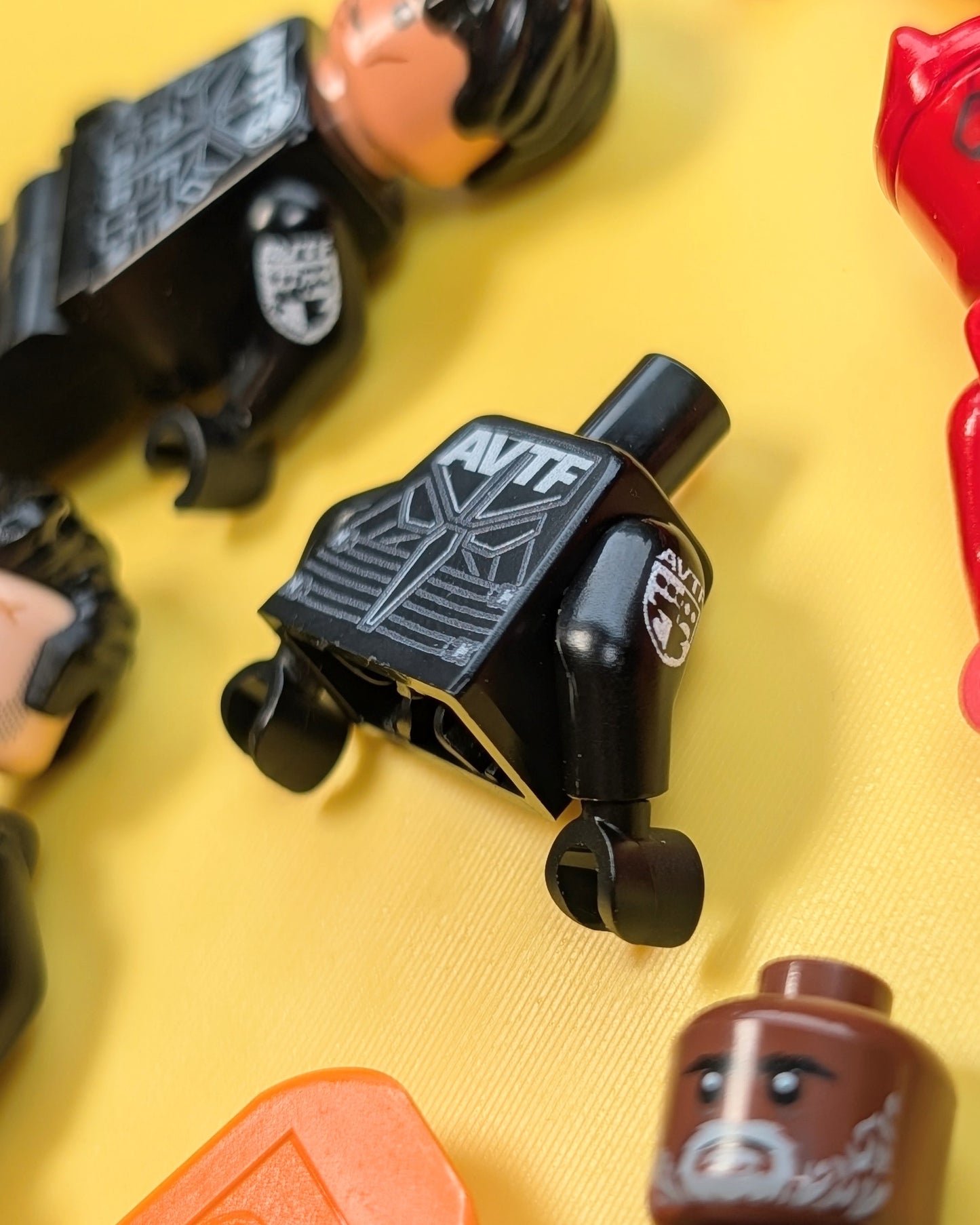 "KING'S TASK FORCE" Printed Torso